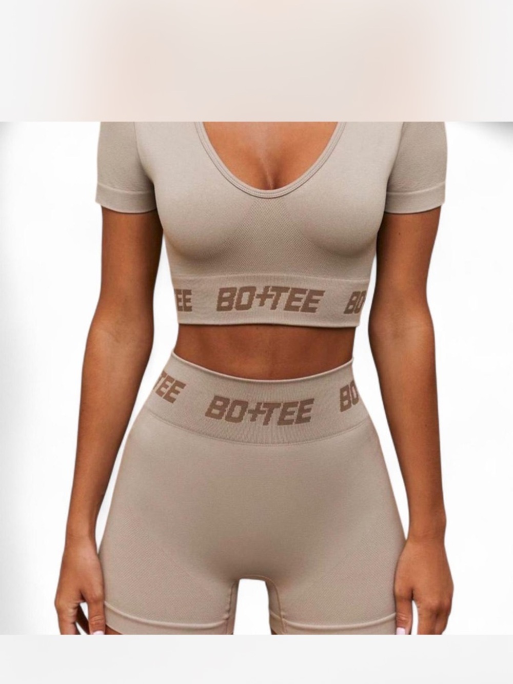 Bo+Tee Women's Seamless Crop top Taupe